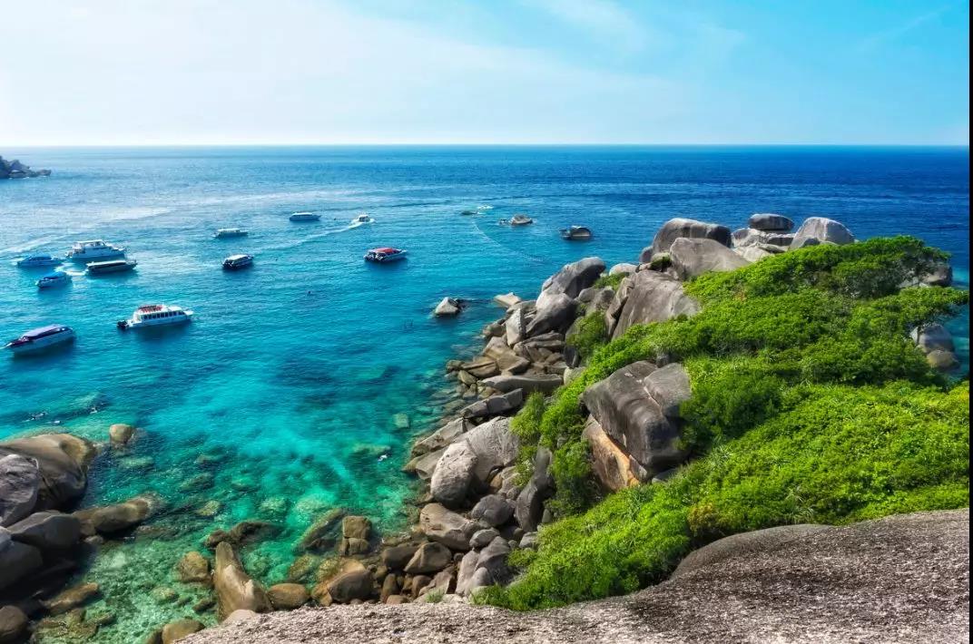 泰国潜水 | 只有半年开放的潜水圣地，全球迷人旅行地前十，你去过这样的潜水天堂吗？